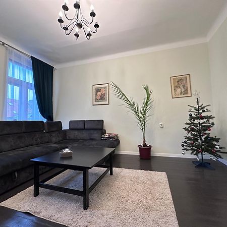 Classy Green Old Town Apartment クライペダ エクステリア 写真