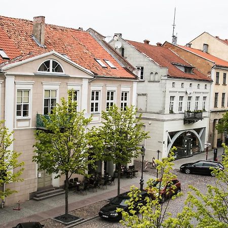 Classy Green Old Town Apartment クライペダ エクステリア 写真